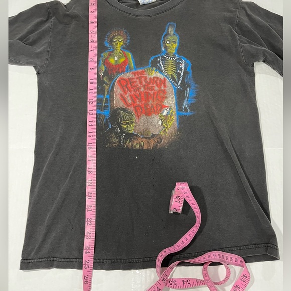 THE RETURN OF THE LIVING DEAD VINTAGE T SHIRT (768) - Picture 9 of 16
